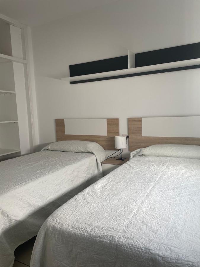 Apartamentos Tao Laia 푸에르토델로사리오 외부 사진